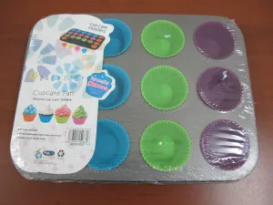 12 Serves Muffin Pan with Silicone Cups