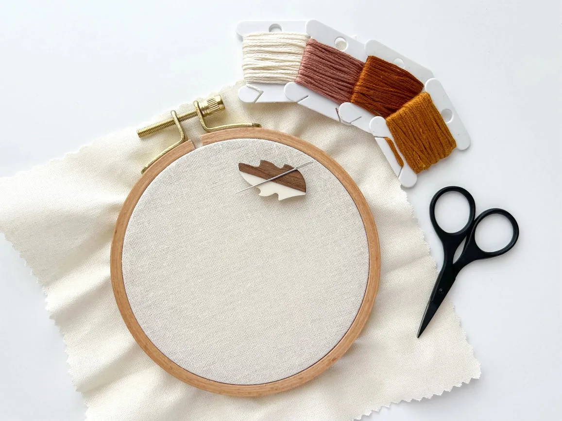 Leaf Needle Minder (Magnet)