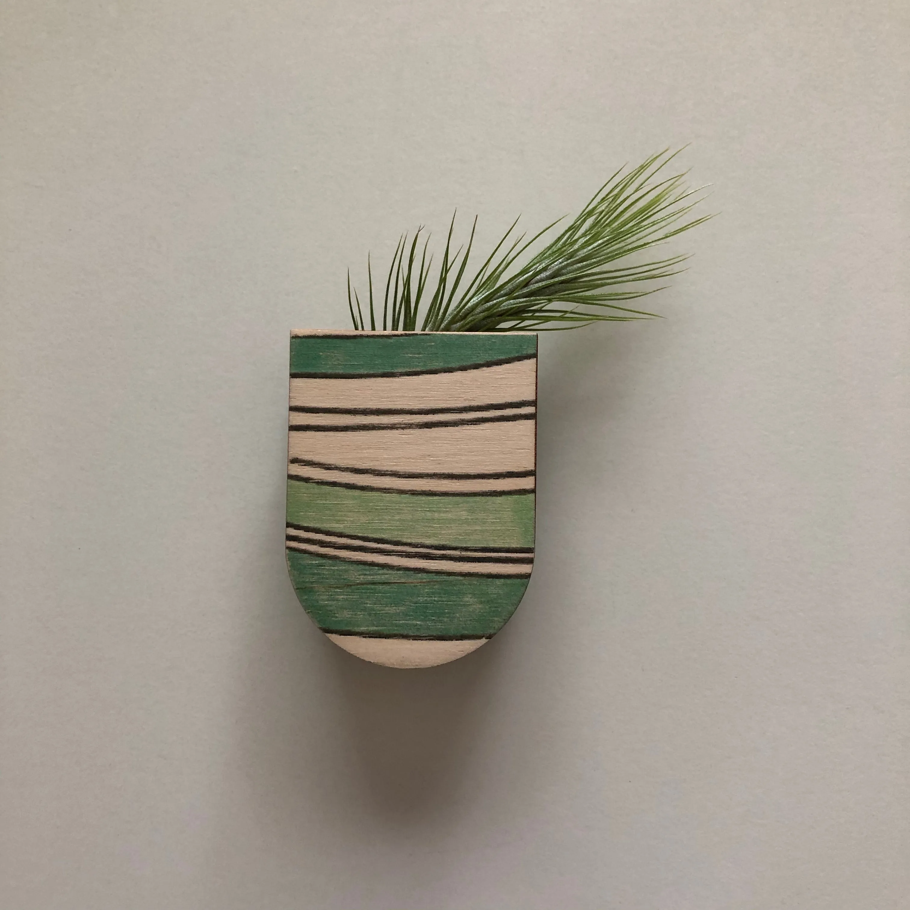 Mini Magnetic Planter Pot