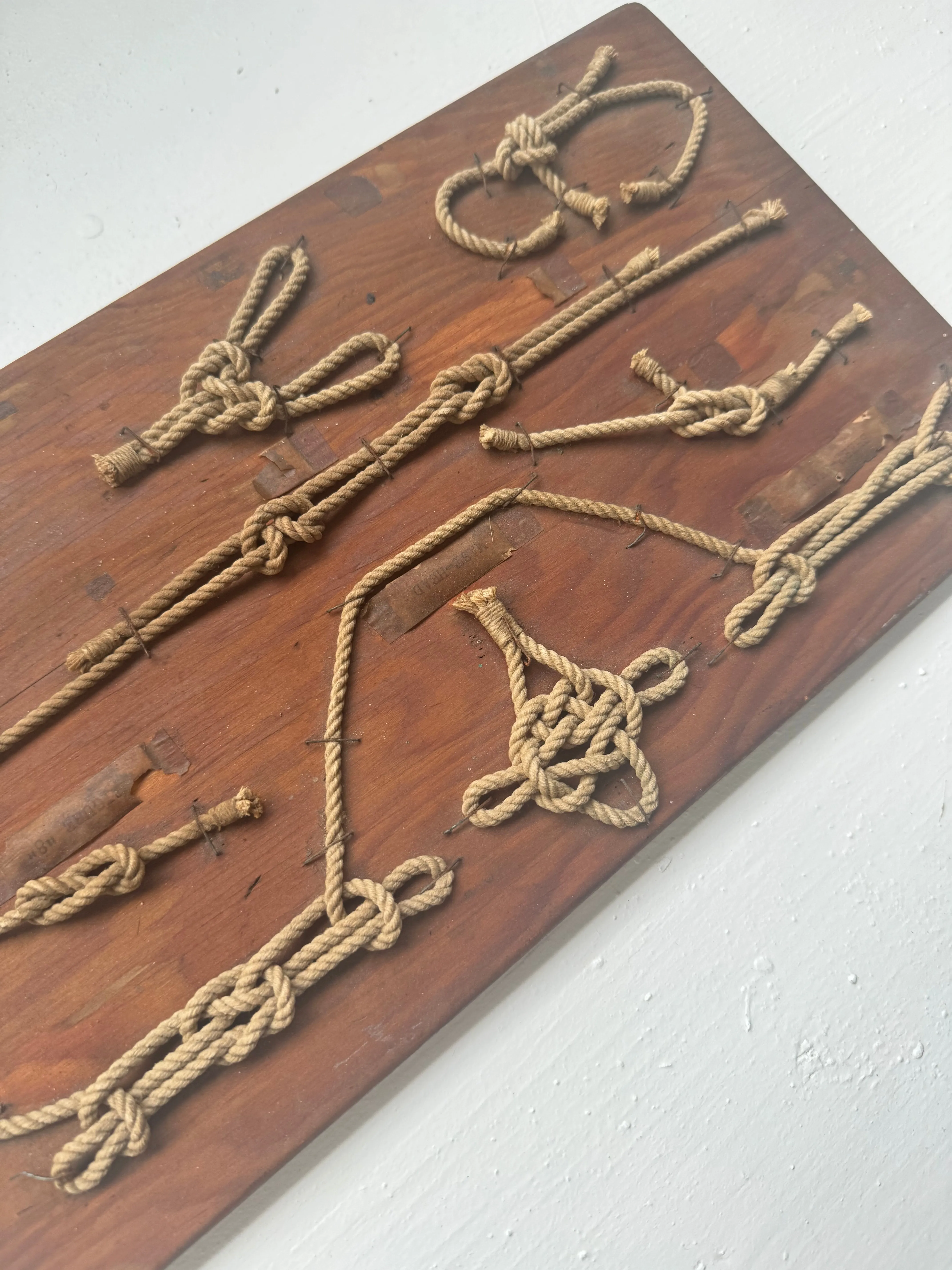 Vintage Sailor's Knot Board